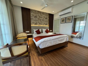 Sky Suites By The Lazy Host